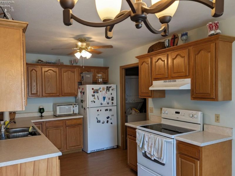 210 Grand Avenue, Clyde, OH 43410 Photo 16
