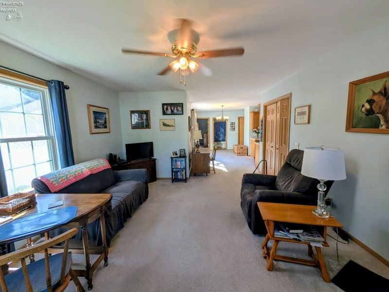 210 Grand Avenue, Clyde, OH 43410 Photo 8