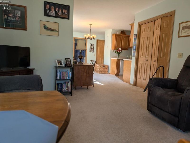 210 Grand Avenue, Clyde, OH 43410 Photo 9