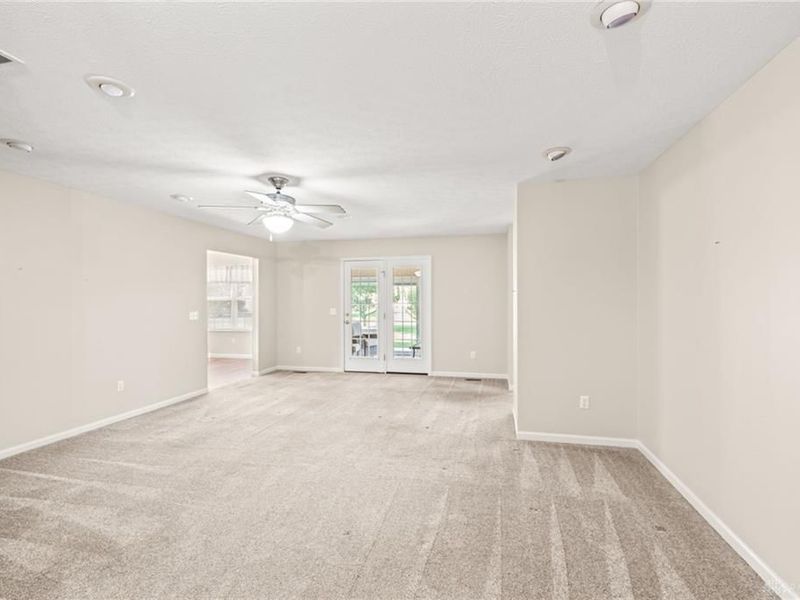 512 Lambert Drive, Piqua, OH 45356 Photo 11