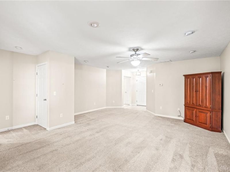512 Lambert Drive, Piqua, OH 45356 Photo 12