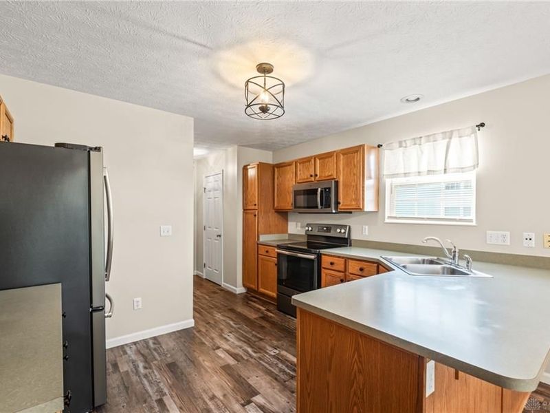 512 Lambert Drive, Piqua, OH 45356 Photo 17