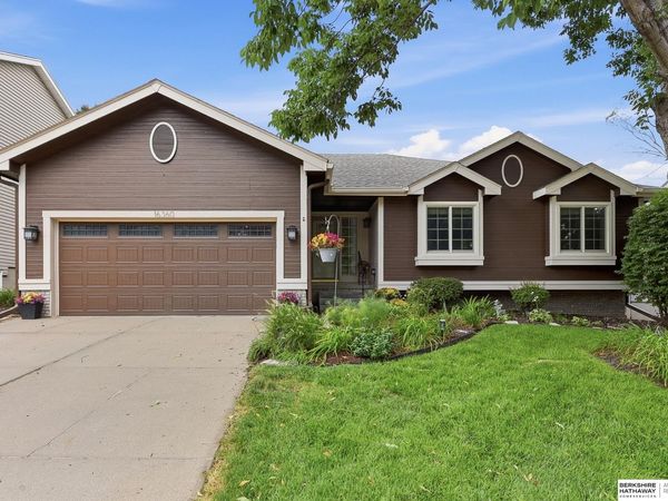 16360 Z Street, Omaha, NE 68135