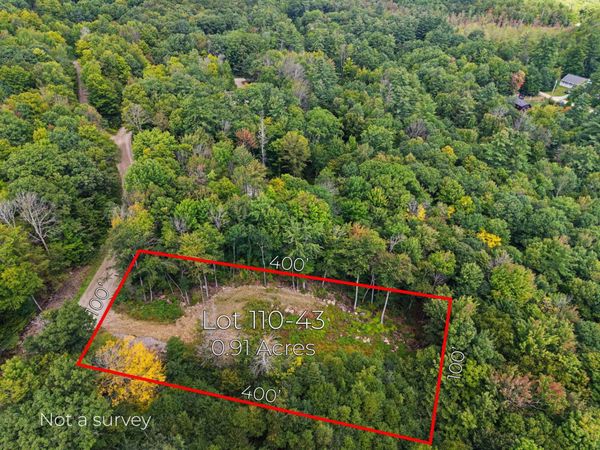 110 43 Kings Highway, Stoddard, NH 03464
