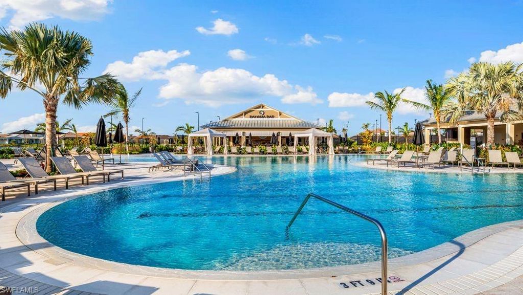 15649 Triesta Ln, Naples, FL 34114 Photo