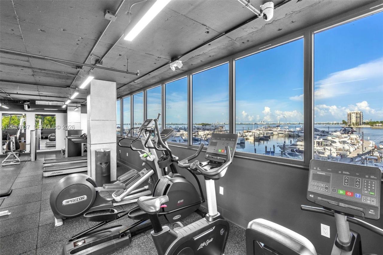 555 NE 15th St, Unit PH-D, Miami, FL 33132 Photo
