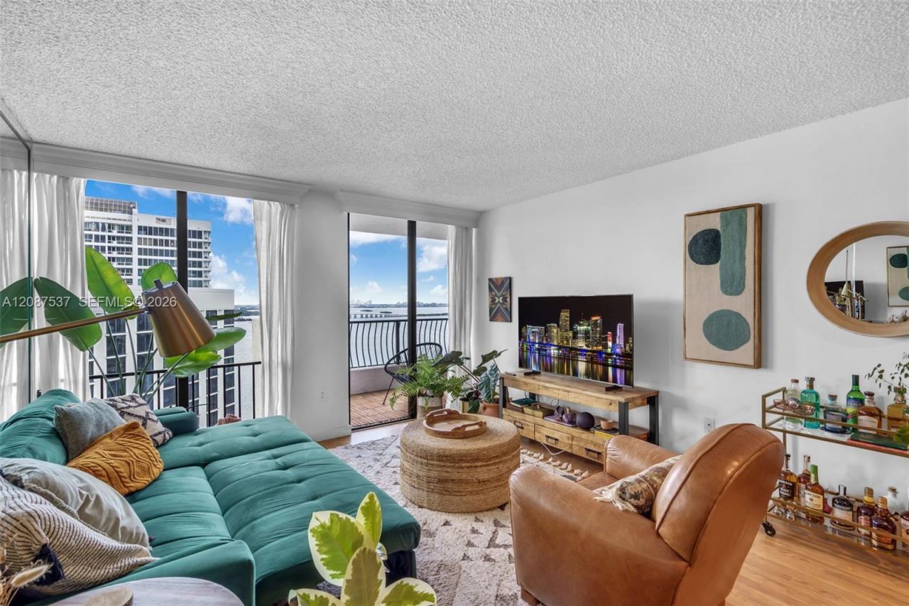 555 NE 15th St, Unit PH-D, Miami, FL 33132 Photo