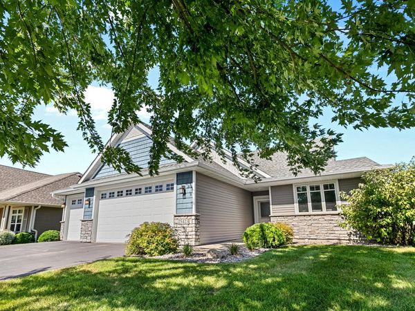 25423 Heims Lake Circle, Wyoming, MN 55092
