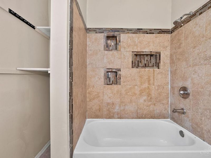723 Hand Avenue, Cincinnati, OH 45232 Photo 23