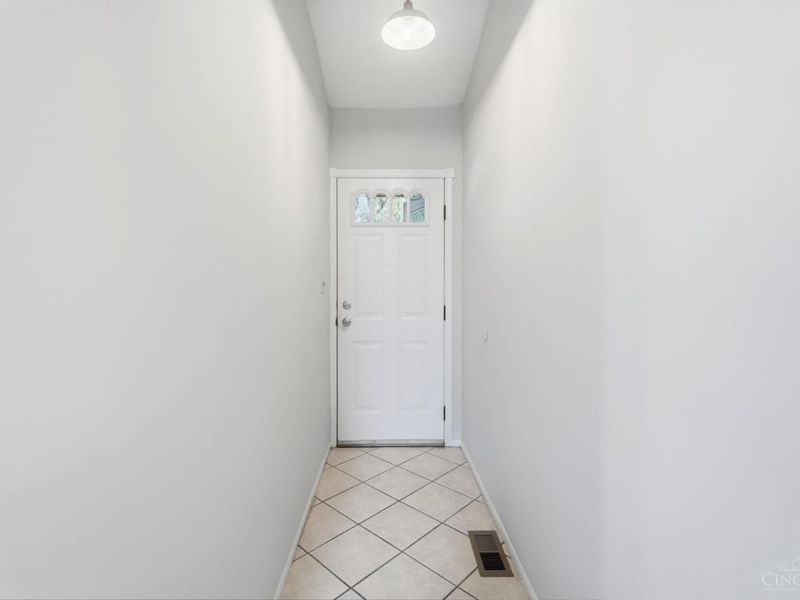 14 Music Circle, Springboro, OH 45066 Photo 6