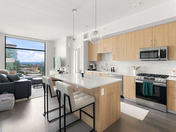 1212 Demonbreun St, Unit 1811, Nashville, TN 37203