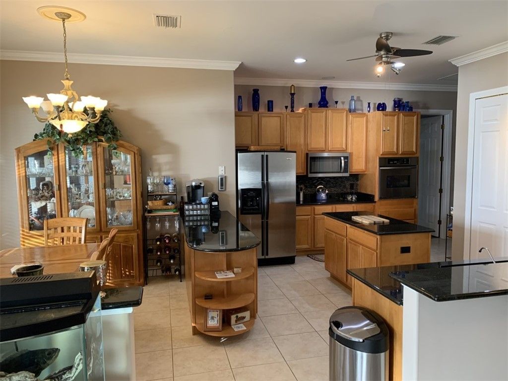 1562 Eagles Circle , Sebastian, FL 32958 Photo