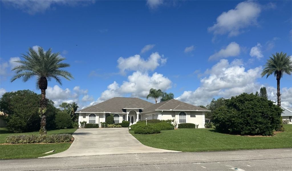 1562 Eagles Circle , Sebastian, FL 32958 Photo