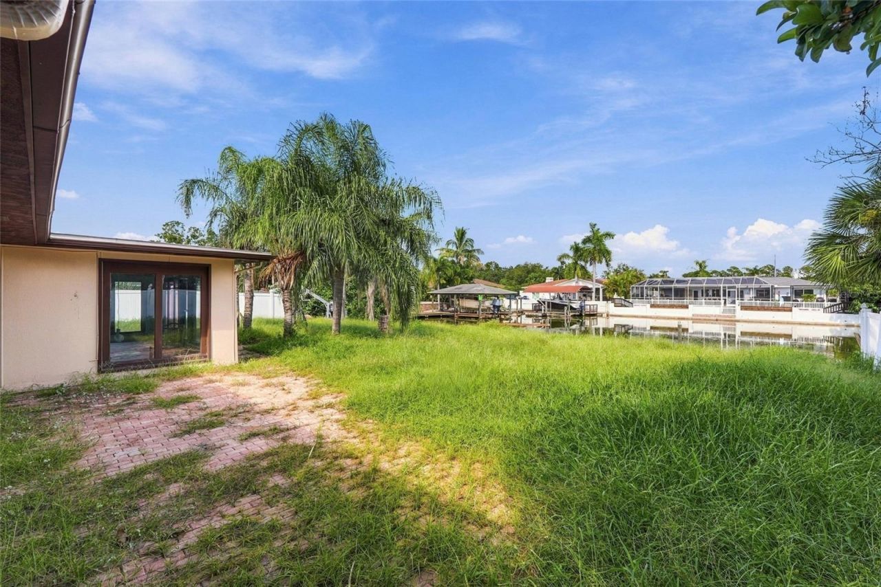 3945 E Eden Roc Circle, Tampa, FL 33634 Photo