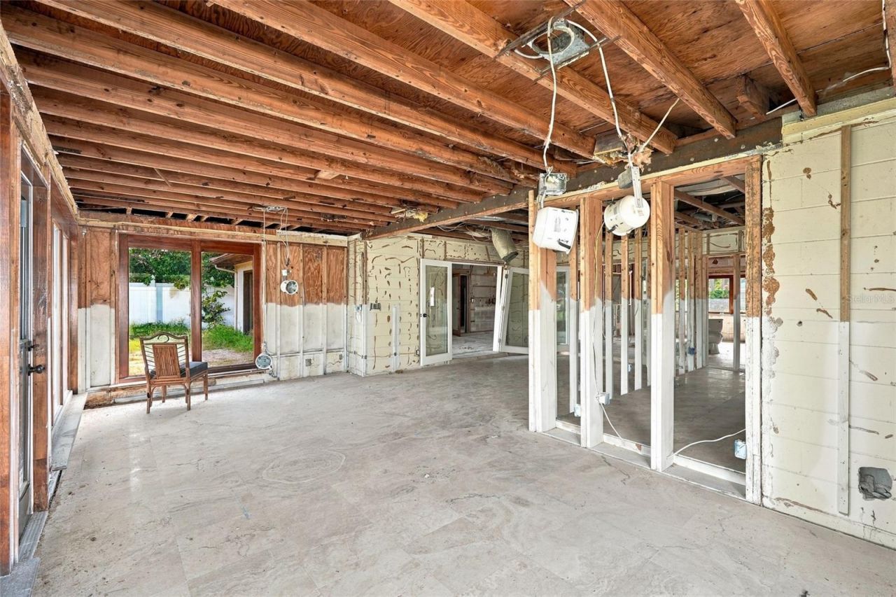 3945 E Eden Roc Circle, Tampa, FL 33634 Photo