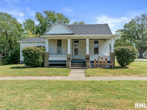 208 7TH Street, Illiopolis, IL 62539