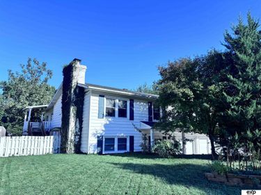 4105 N 101st Street, Omaha, NE 68134