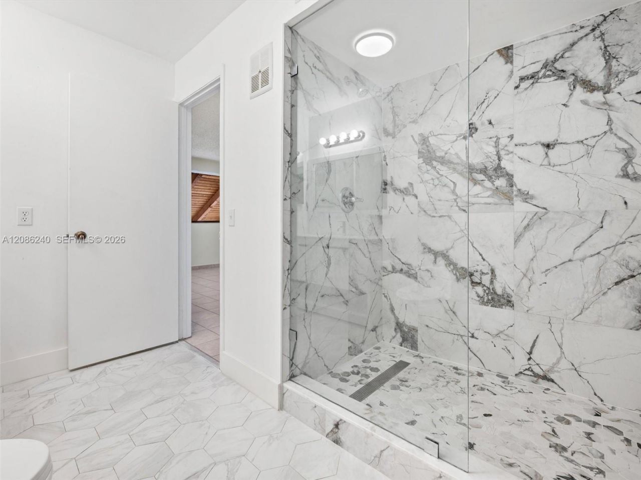 1424 SW 131st Place Cir E, Miami, FL 33184 Photo