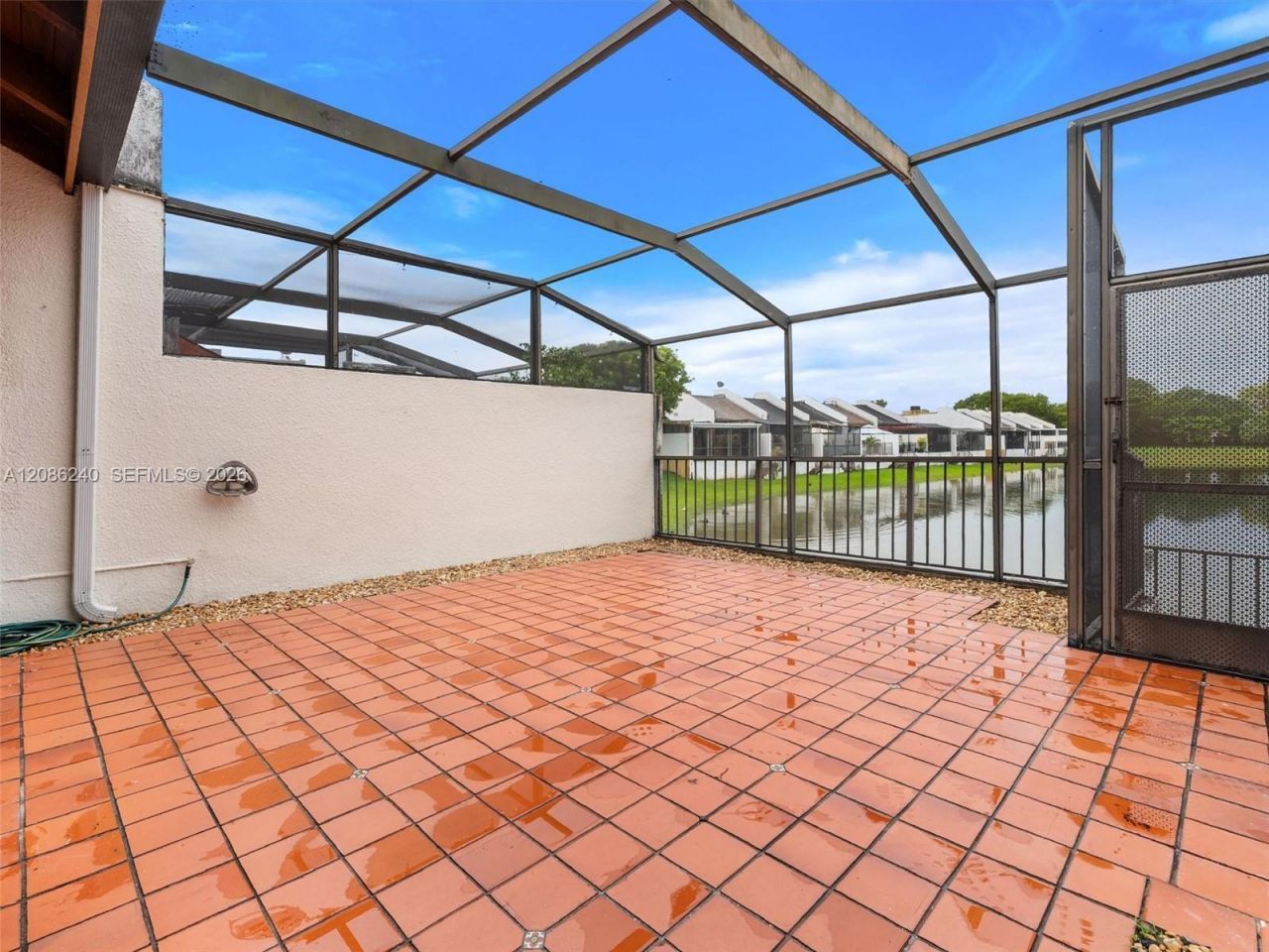 1424 SW 131st Place Cir E, Miami, FL 33184 Photo
