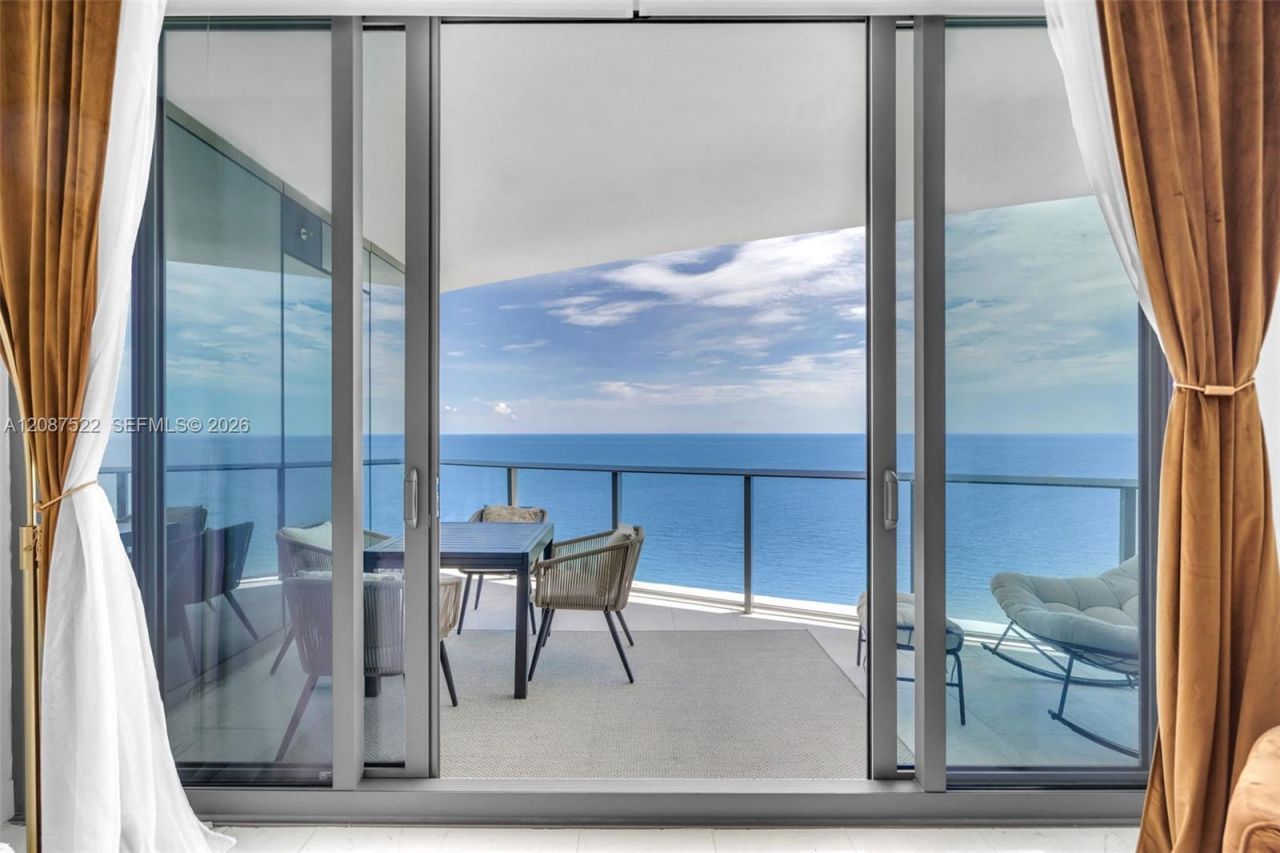 15701 Collins Ave, Unit 1703, Sunny Isles Beach, FL 33160 Photo