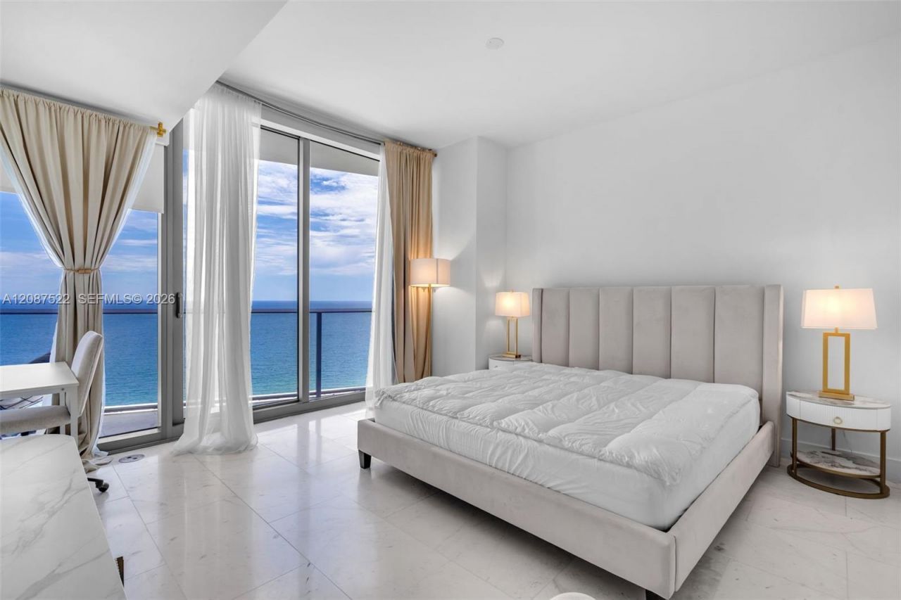 15701 Collins Ave, Unit 1703, Sunny Isles Beach, FL 33160 Photo