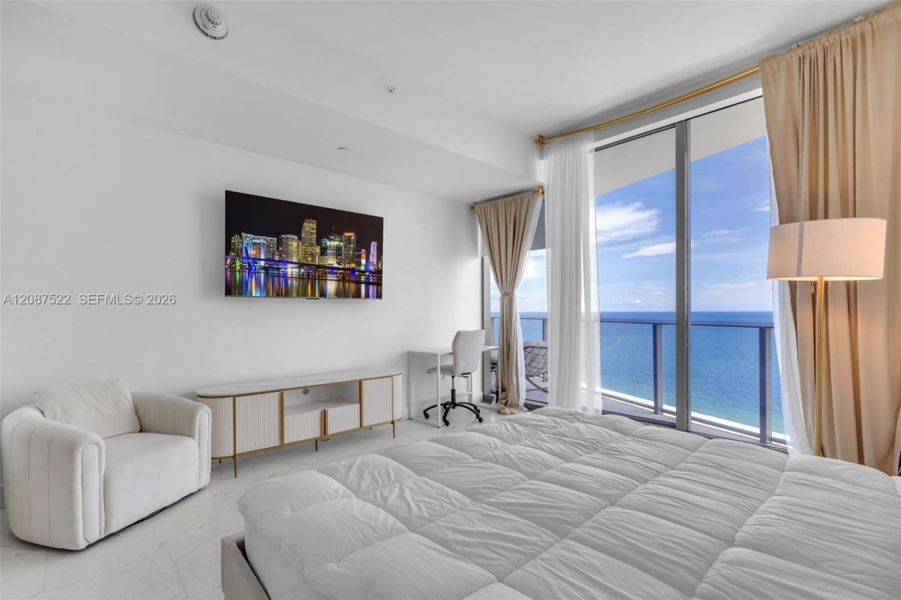 15701 Collins Ave, Unit 1703, Sunny Isles Beach, FL 33160 Photo