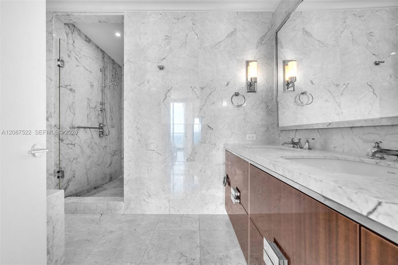 15701 Collins Ave, Unit 1703, Sunny Isles Beach, FL 33160 Photo