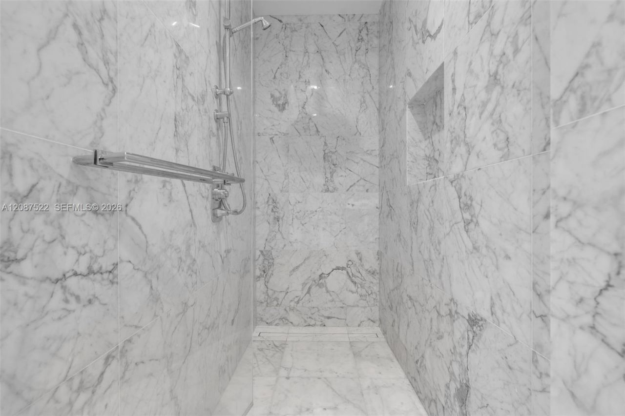 15701 Collins Ave, Unit 1703, Sunny Isles Beach, FL 33160 Photo