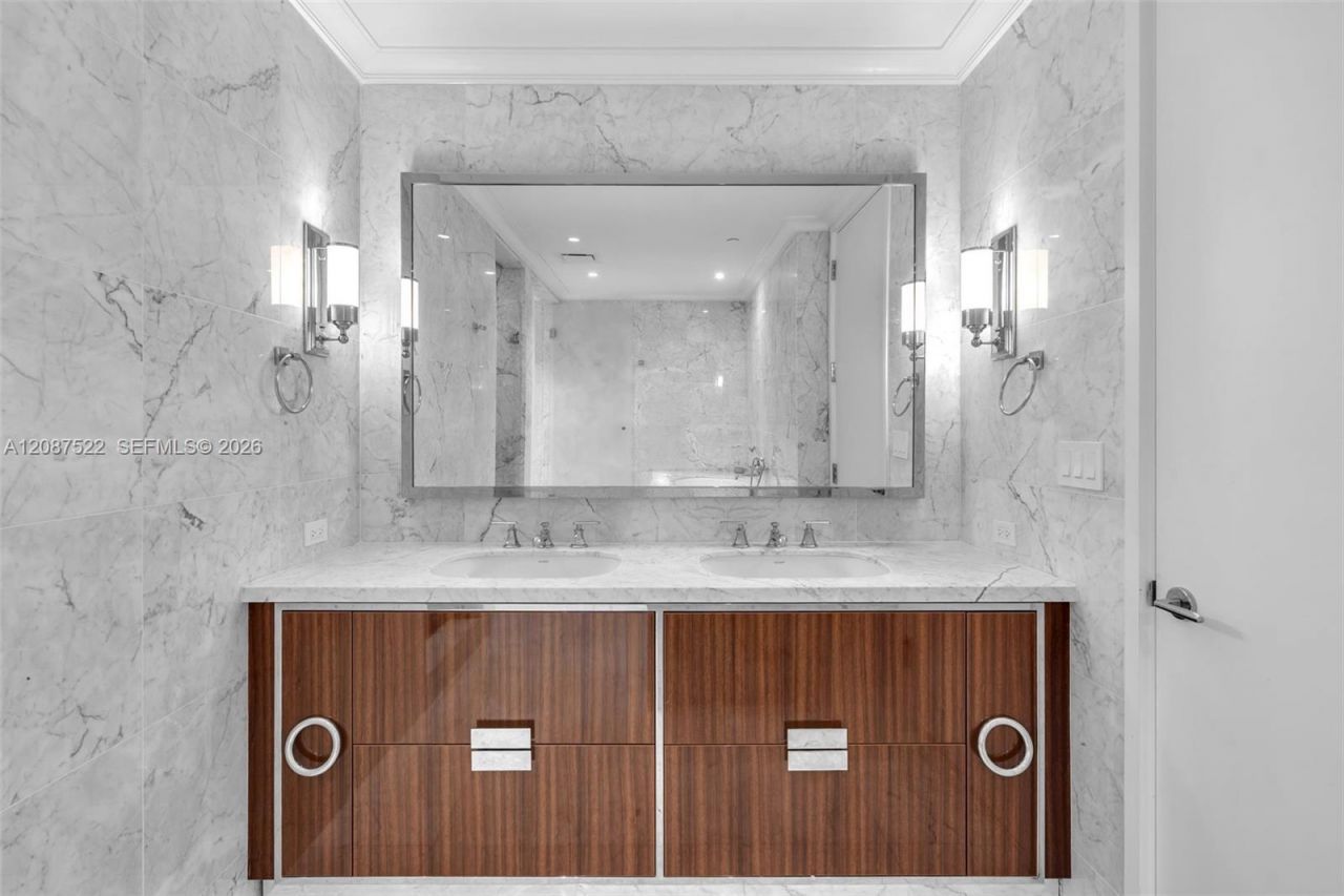 15701 Collins Ave, Unit 1703, Sunny Isles Beach, FL 33160 Photo