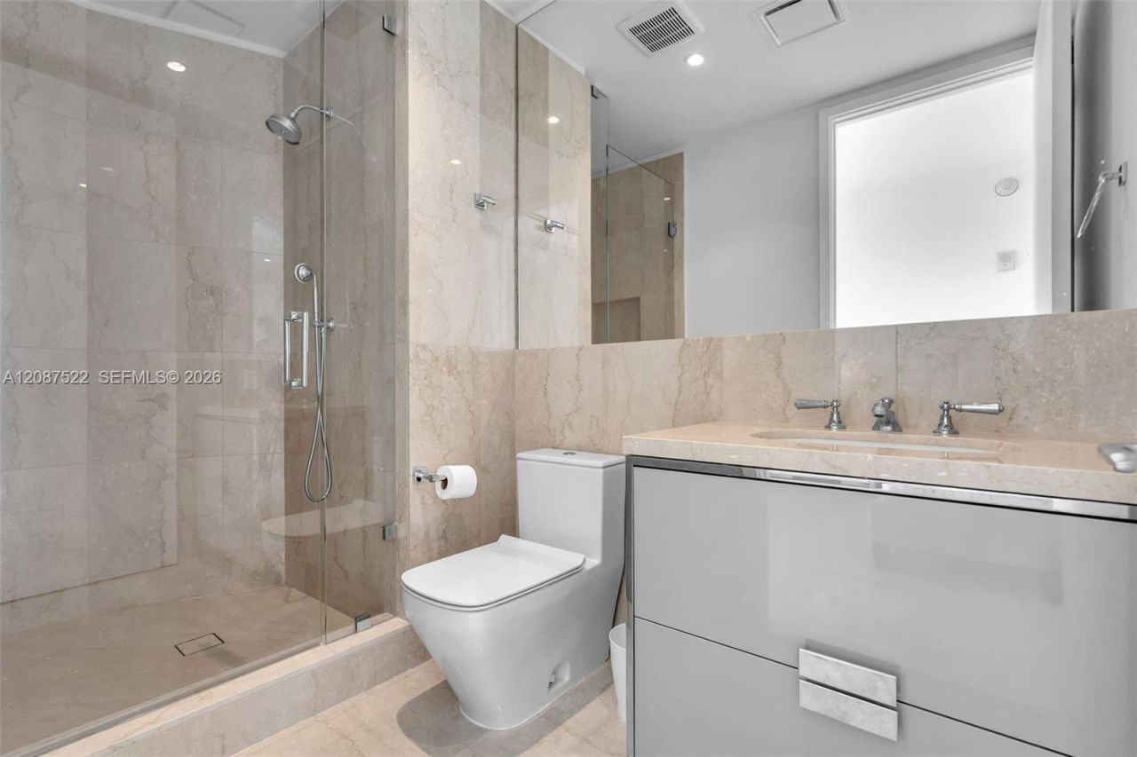 15701 Collins Ave, Unit 1703, Sunny Isles Beach, FL 33160 Photo