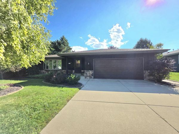 723 Wilson Ave, Sheboygan Falls, WI 53085