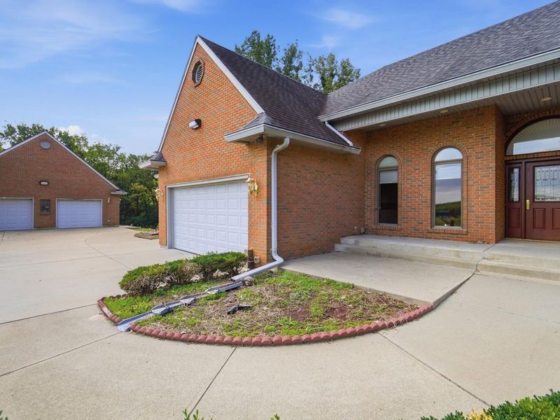 383 Titus Road, Springfield, OH 45505 Photo 12