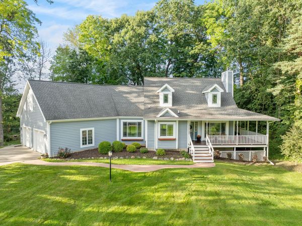 7799 Abby Lane Road SE, Caledonia, MI 49316