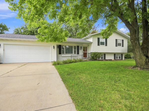 226 16th Street NE, Owatonna, MN 55060