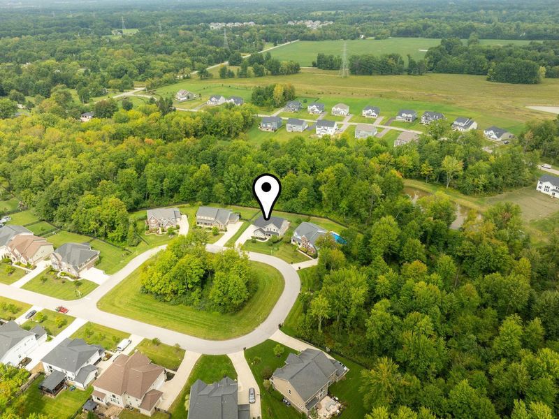 8588 Paddock Trail , Blacklick, OH 43004 Photo 3