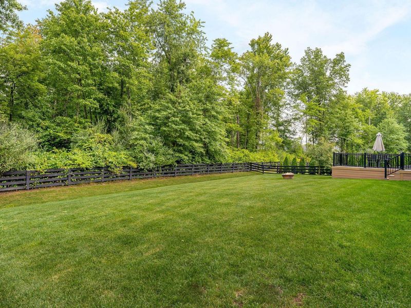 8588 Paddock Trail , Blacklick, OH 43004 Photo 6