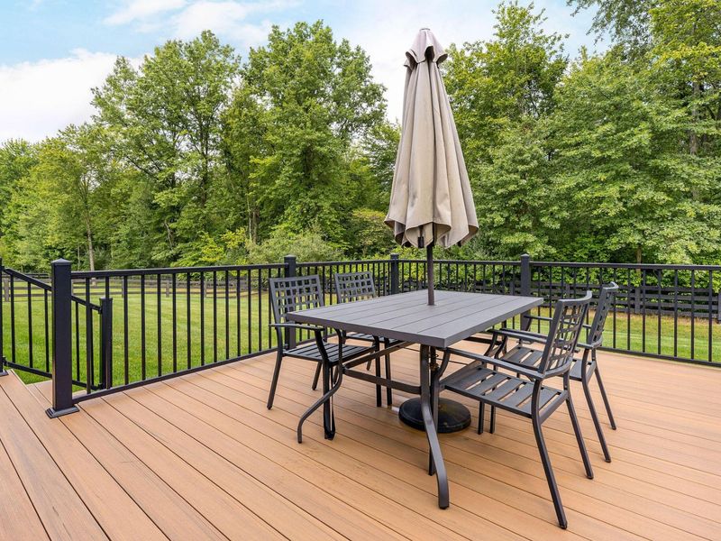 8588 Paddock Trail , Blacklick, OH 43004 Photo 8