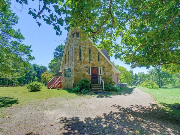 831 Griffin Road, Lookout Mountain, GA 30750