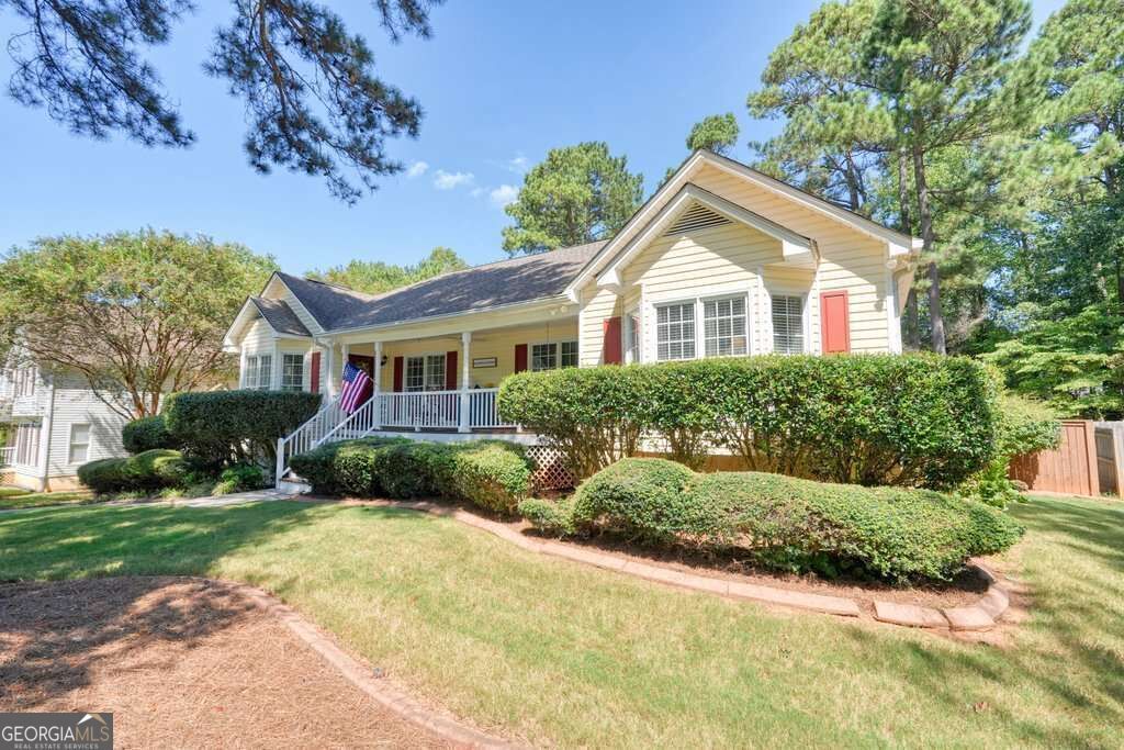 425 Kings Walk, Douglasville, GA 30134 Main Photo
