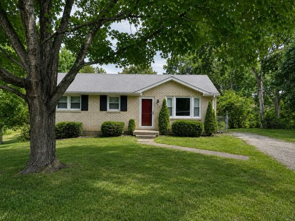 206 Paddock Rd , Clarksville, TN 37043