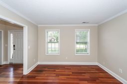 107 Spalding Circle photo 4