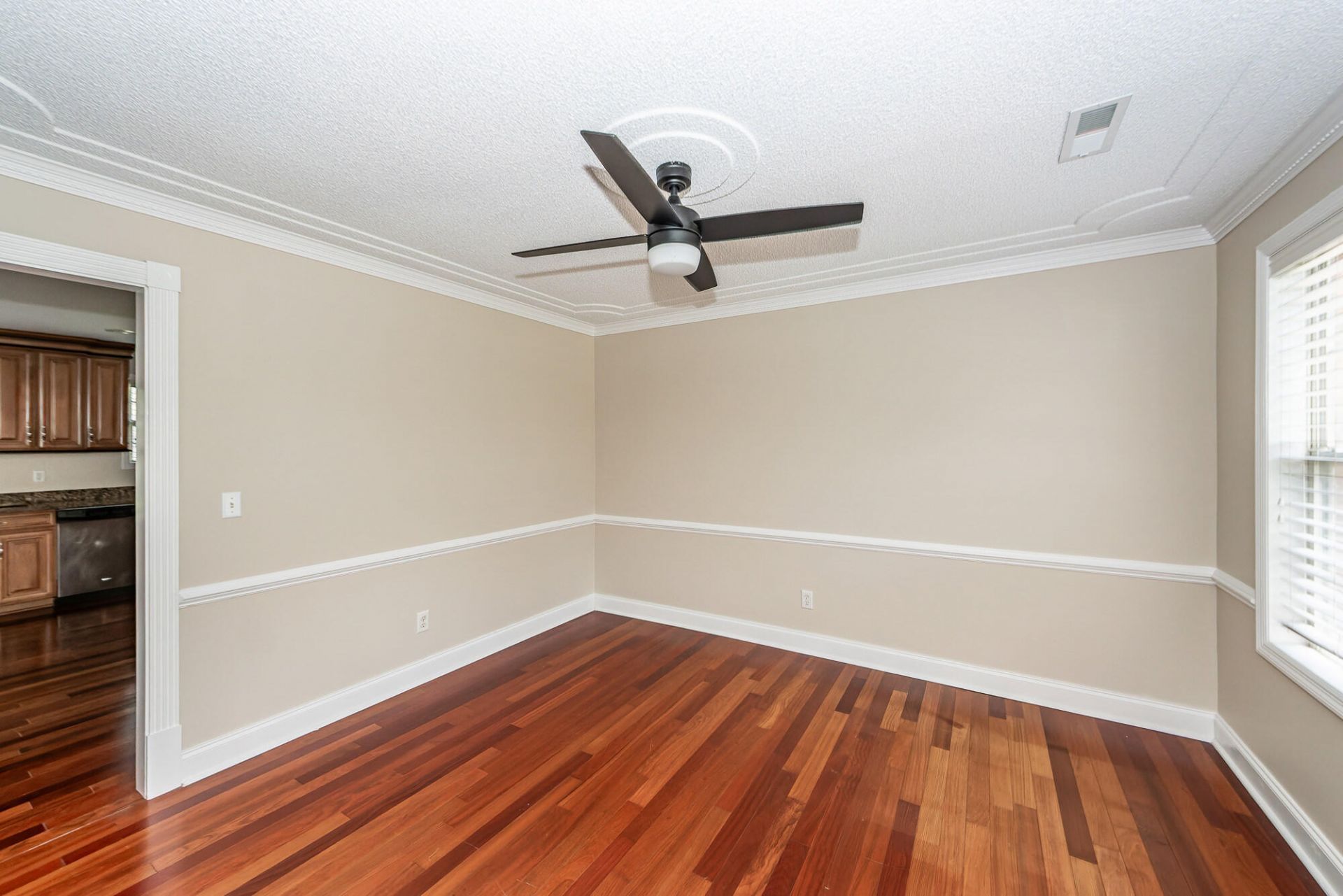 107 Spalding Circle Photo 6