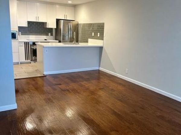 3110 Red River ST, Unit 302, Austin, TX 78705