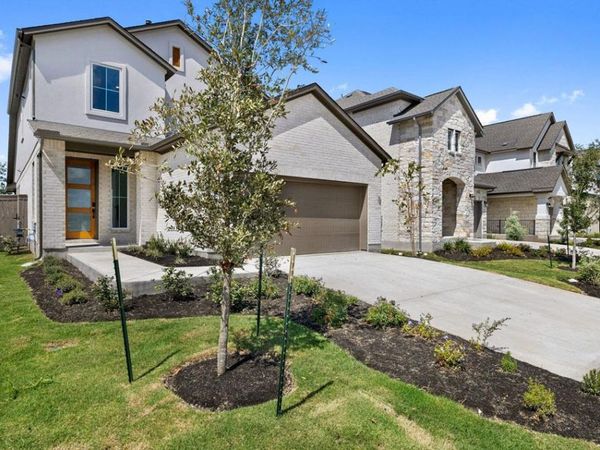 264 Bloomington Loop, Hutto, TX 78634