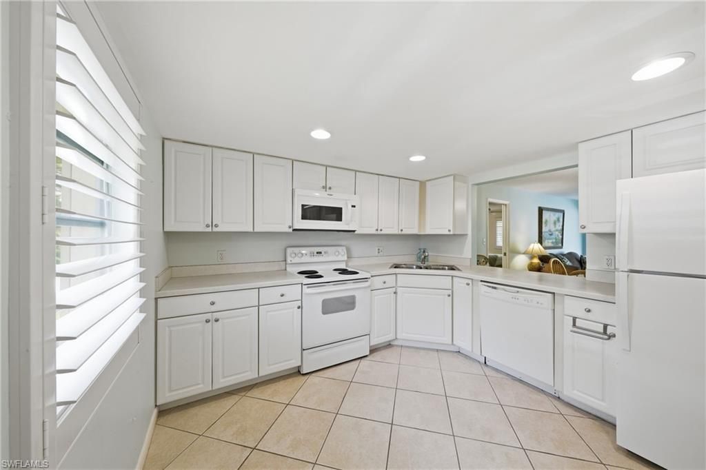 1940 Bald Eagle Dr, Unit 206-B, Naples, FL 34105 Photo