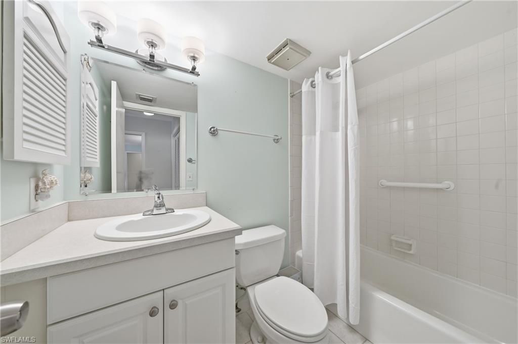 1940 Bald Eagle Dr, Unit 206-B, Naples, FL 34105 Photo