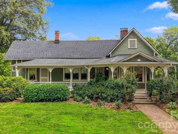 364 6th Street NW, Hickory, NC 28601