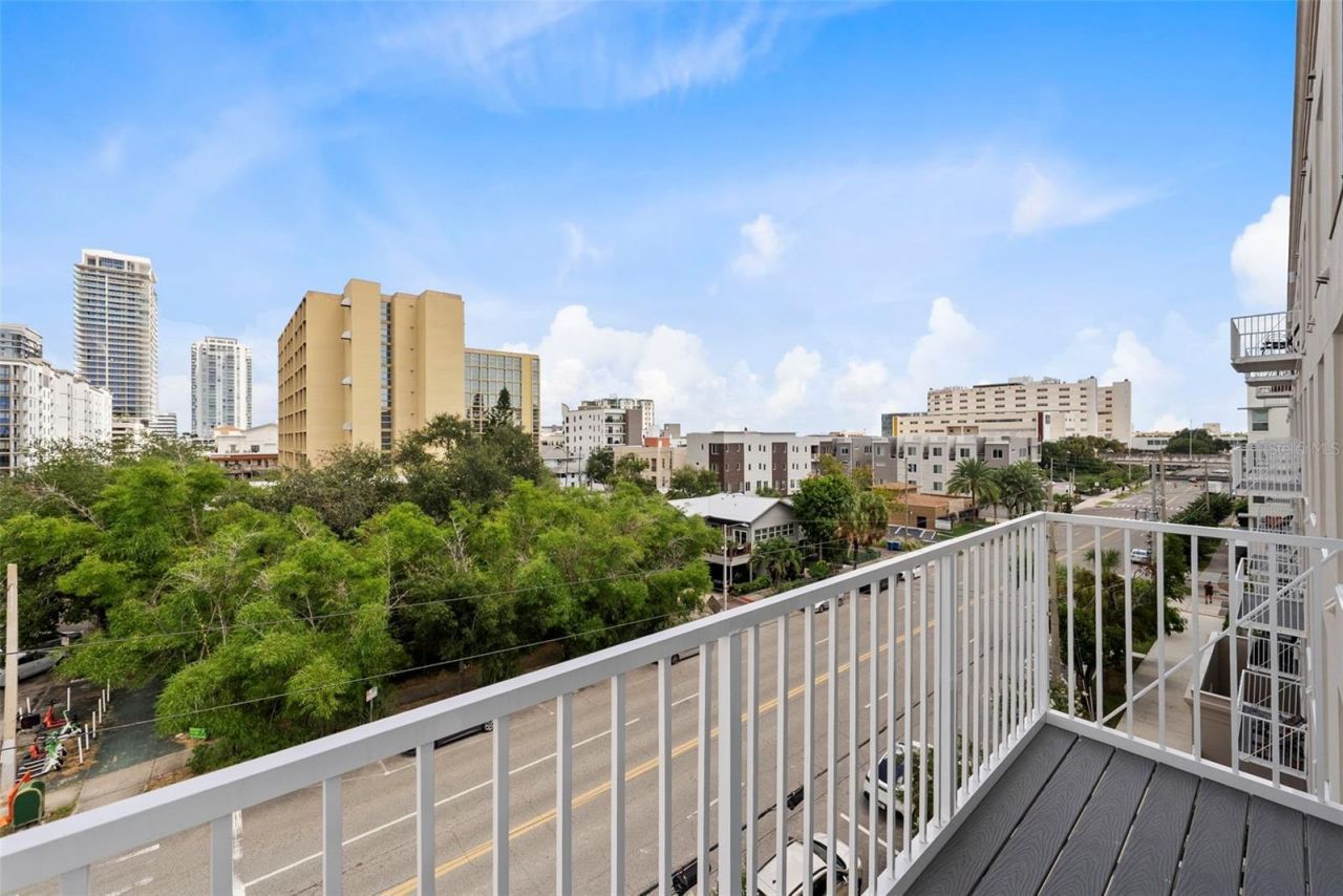600 3rd Avenue S, Unit 410, Saint Petersburg, FL 33701 Photo