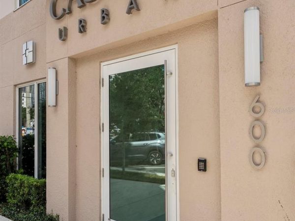 600 3RD AVENUE S, Unit 406, ST PETERSBURG, FL 33701