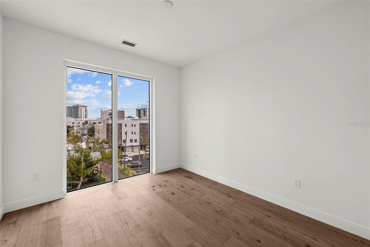 600 3rd Avenue S, Unit 406, Saint Petersburg, FL 33701 Photo